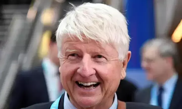 ബ്രിട്ടീഷ് പ്രധാനമന്ത്രിയുടെ അച്ഛന് ഫ്രഞ്ച് പൗരത്വം; വണ്ടർഫുൾ എന്ന് ബോറിസ്