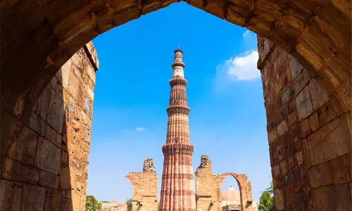 കുതുബ് മിനാറിൽ ഹിന്ദു, ജൈന വിഗ്രഹങ്ങൾ പുനഃസ്ഥാപിക്കണമെന്ന ഹരജി കോടതിയിൽ കുതുബ് മിനാറിൽ ഹിന്ദു, ജൈന വിഗ്രഹങ്ങൾ പുനഃസ്ഥാപിക്കണമെന്ന ഹരജി കോടതിയിൽ