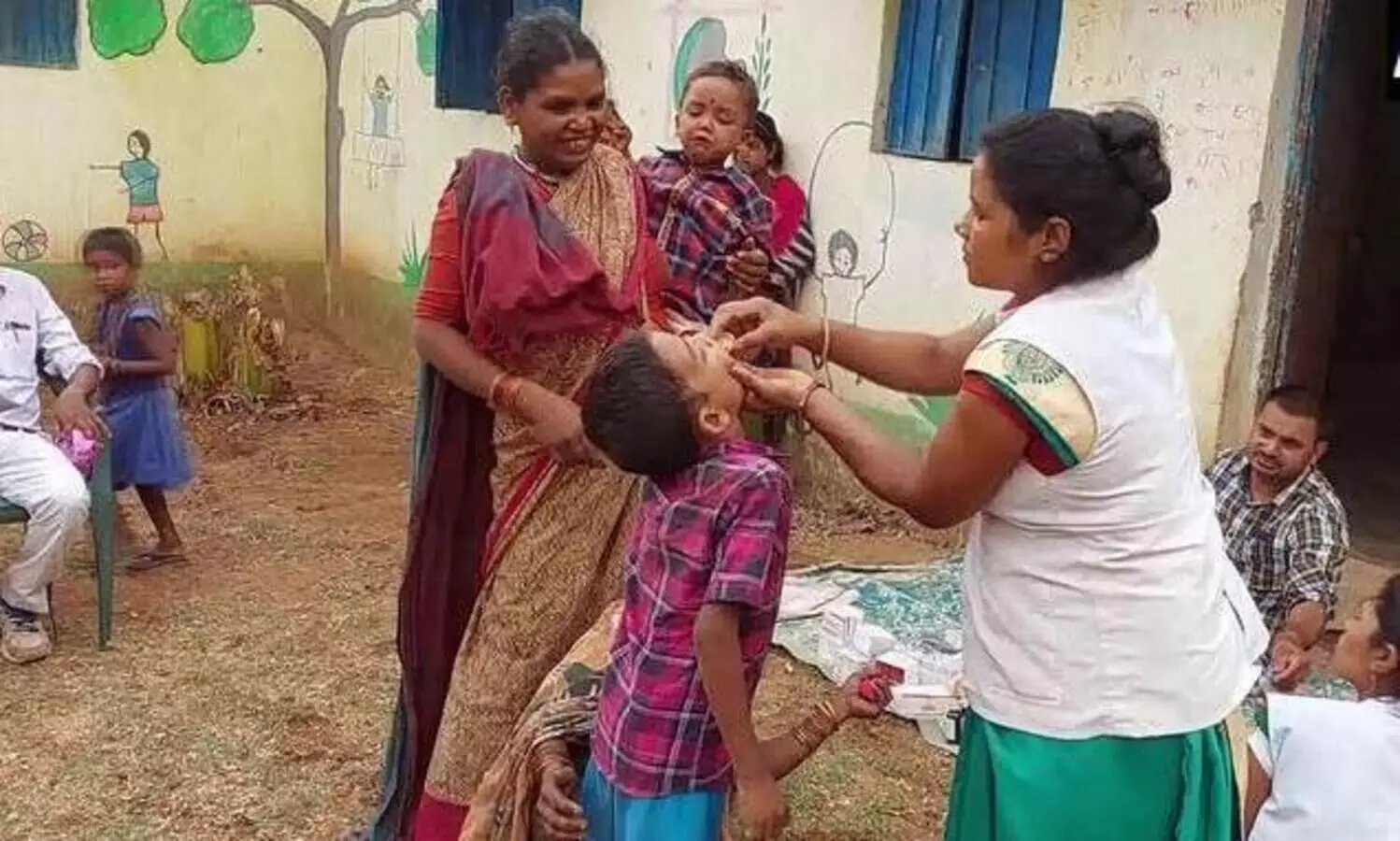 Health workers in Jhalwasa