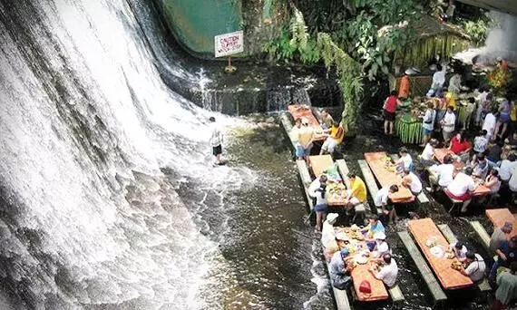 Labasin Waterfalls Restaurant