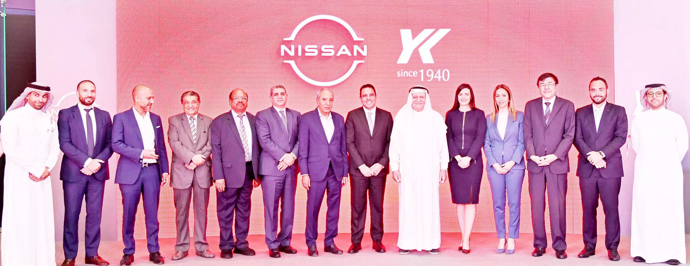 ബഹ്റൈനിൽ നവീകരിച്ച നിസാൻ ഷോറൂം പ്രവർത്തനമാരംഭിച്ചു ബഹ്റൈനിൽ നവീകരിച്ച നിസാൻ ഷോറൂം പ്രവർത്തനമാരംഭിച്ചു