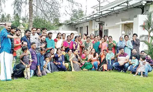 ഓർമകൾ പൂത്തുലഞ്ഞ്​ പൂർവവിദ്യാർഥി സമാഗമം