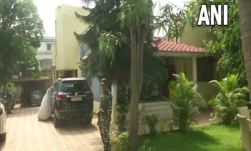 പൂജ സിംഗൽ കേസ്: റാഞ്ചിയിലും മുസഫർപൂരിലും ഇ.ഡി റെയ്ഡ്