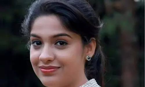 രാത്രി ഓട്ടോറിക്ഷയിൽ യാത്ര ചെയ്യവേ പൊലീസിൽനിന്ന്​ ദുരനുഭവമുണ്ടായെന്ന് അർച്ചന കവി; അന്വേഷണം ആരംഭിച്ചു