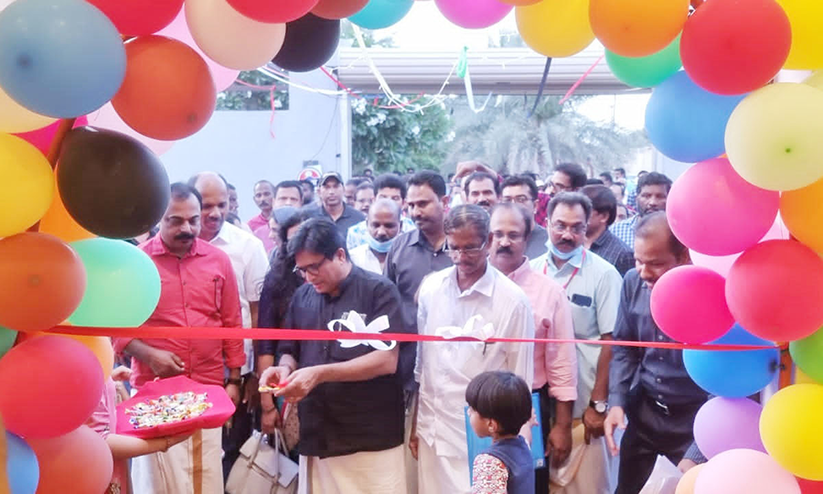 അൽ ഹസ്സ നവോദയ: ആയിരങ്ങളാറാടിയ സർഗസംഗമം അൽ ഹസ്സ നവോദയ: ആയിരങ്ങളാറാടിയ സർഗസംഗമം