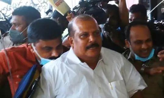 വെണ്ണല പ്രസംഗം: പി.സി. ജോർജിന്റെ മുൻകൂർ ജാമ്യ ഹരജി നാളെ പരിഗണിക്കും വെണ്ണല പ്രസംഗം: പി.സി. ജോർജിന്റെ മുൻകൂർ ജാമ്യ ഹരജി നാളെ പരിഗണിക്കും