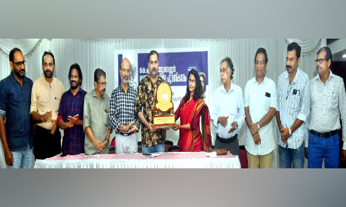 നുണകൾ വാഴുന്ന കാലത്ത് സത്യം പറയേണ്ടത് എഴുത്തുകാർ -സി.എസ്. ച​ന്ദ്രിക