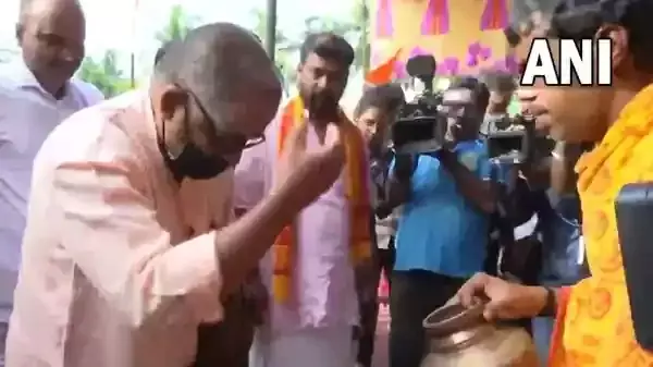 അടുത്തത് മംഗളൂരു മലാലി മസ്ജിദ്;  പൂജ തുടങ്ങി, നിരോധനാജ്ഞ