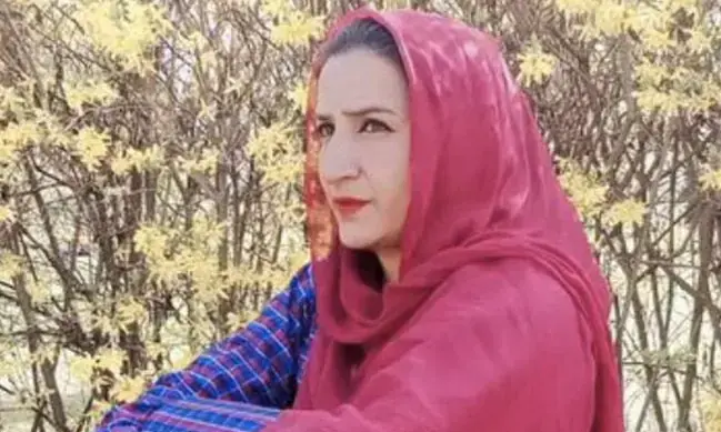 ടെലിവിഷൻ താരമായ യുവതിയെ ജമ്മു കശ്മീരിൽ ഭീകരർ വെടിവെച്ച് കൊന്നു