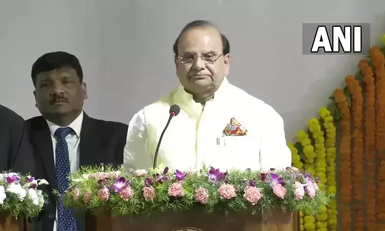 വിനയ് കുമാർ സക്സേന ഡൽഹി ലഫ്റ്റനന്‍റ് ഗവർണറായി സത്യപ്രതിജ്ഞ ചെയ്തു