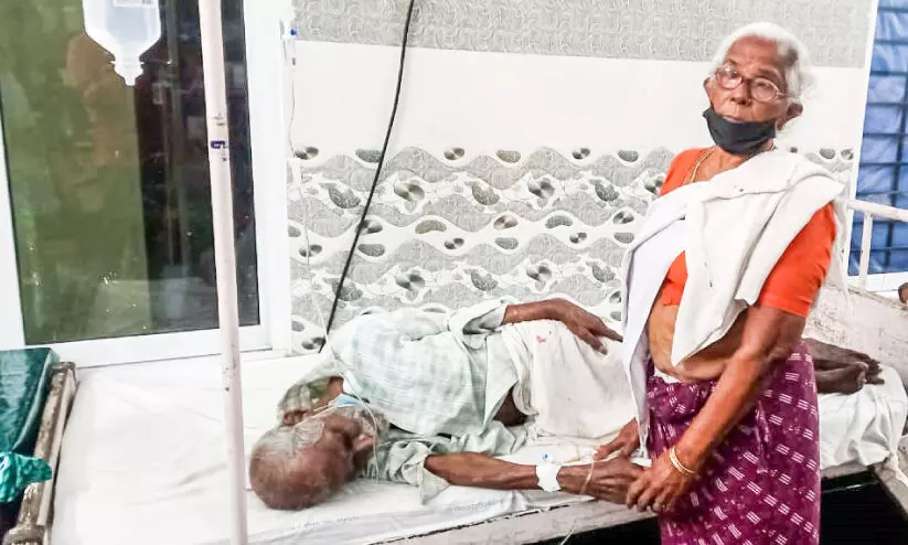 ബണ്ണിൽ ക്രീമില്ലെന്ന്​; ബേ​ക്ക​റി ഉ​ട​മ​യെ​യും കു​ടും​ബ​ത്തെ​യും ആ​ക്ര​മി​ച്ചവരെ തിരയുന്നു