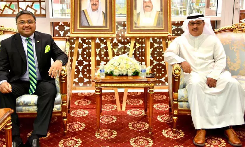 അംബാസഡർ നീതിന്യായ മന്ത്രിയുമായി കൂടിക്കാഴ്ച നടത്തി അംബാസഡർ നീതിന്യായ മന്ത്രിയുമായി കൂടിക്കാഴ്ച നടത്തി