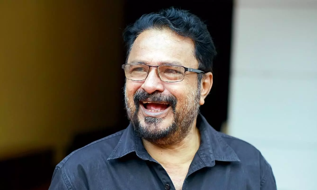 സി​നി​മ​ക്കു​വേ​ണ്ടി ജീ​വി​തം ഹോ​മി​ച്ചു, ജീ​വി​തം ത​ന്ന​ത് സീ​രി​യ​ലു​ക​ൾ -സു​രേ​ഷ് ഉ​ണ്ണി​ത്താ​ൻ ജീവിതം പറയുന്നു