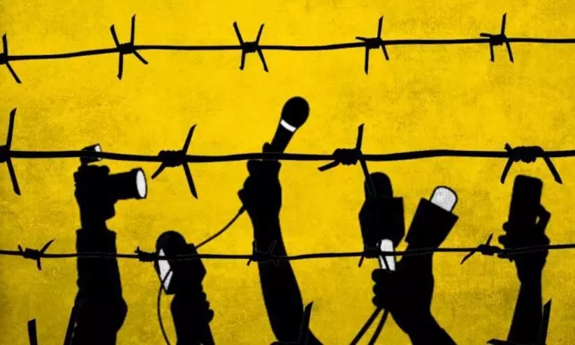 മാധ്യമപ്രവർത്തകർക്ക് നേരെ ബി.ജെ.പി പ്രവർത്തകരുടെ കൈയേറ്റം മാധ്യമപ്രവർത്തകർക്ക് നേരെ ബി.ജെ.പി പ്രവർത്തകരുടെ കൈയേറ്റം