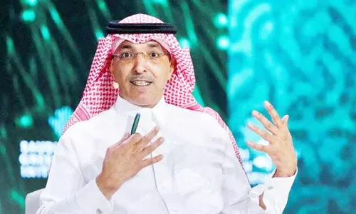 മൂ​ല്യ​വ​ർ​ധി​ത നി​കു​തി കു​റ​ക്കു​ന്ന​ത്   പ​രി​ഗ​ണ​ന​യി​ലെ​ന്ന് ധ​ന​മ​ന്ത്രി