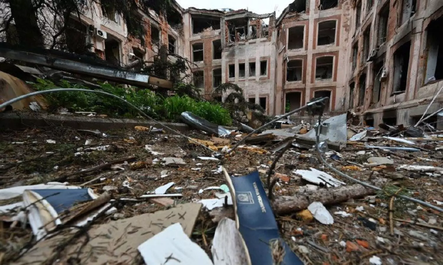 സെവെറോഡോനെറ്റ്‌സ്ക് പിടിക്കാൻ പോരാട്ടം,  യുക്രെയ്ൻ ആയുധശേഖരം നശിപ്പിച്ചതായി റഷ്യ