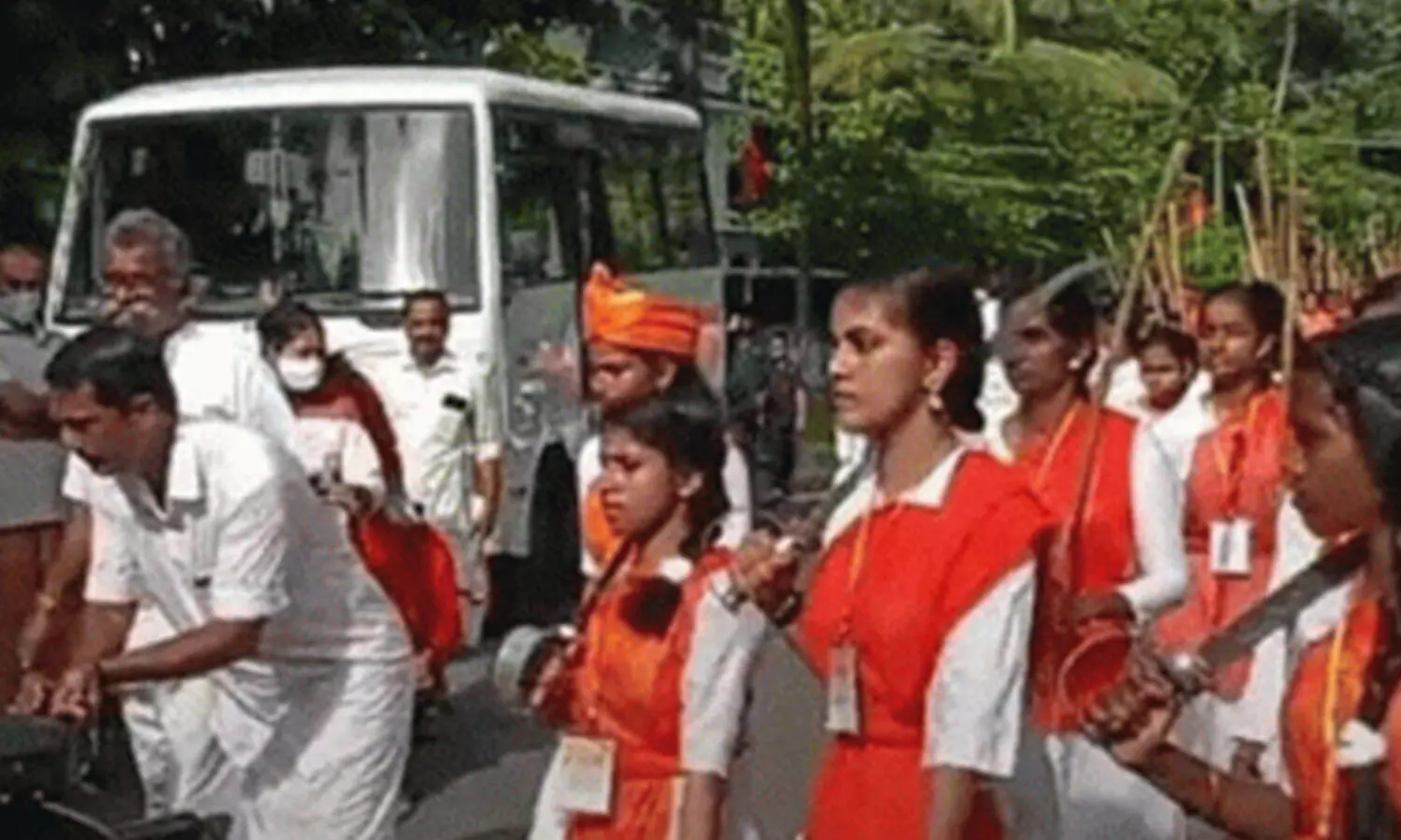 വാളേന്തി വി.എച്ച്.പിയുടെ പഥസഞ്ചലനം; പൊലീസ് അന്വേഷണം തുടങ്ങി