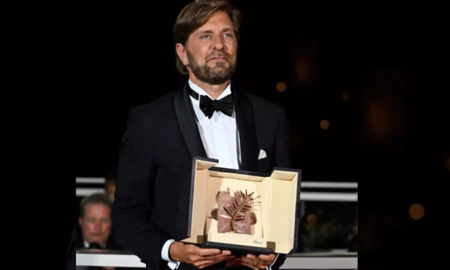 ട്രയാംഗിൾ ഓഫ് സാഡ്നസിന് പാം ഡി ഓർ