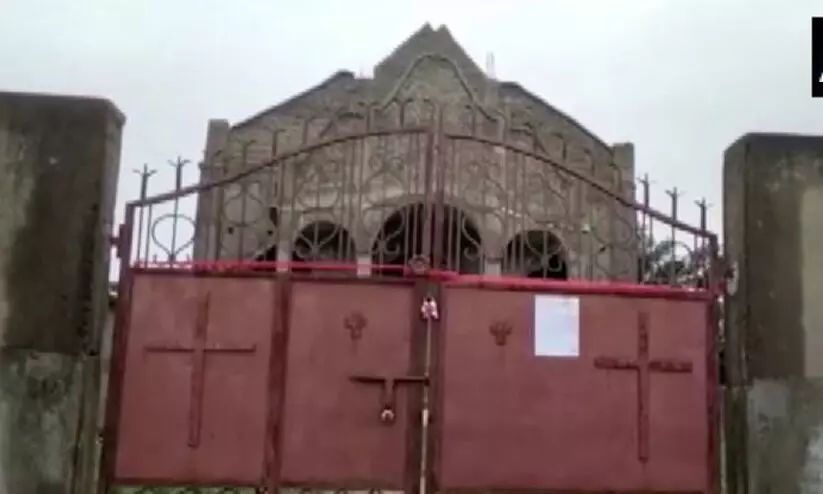 ഒഡീഷയിൽ മതപരിവർത്തനം ആരോപിച്ച് ക്രിസ്ത്യൻ ചർച്ച്  പൂട്ടിച്ചു; നടപടി സംഘ്പരിവാർ പരാതിയെ തുടർന്ന്