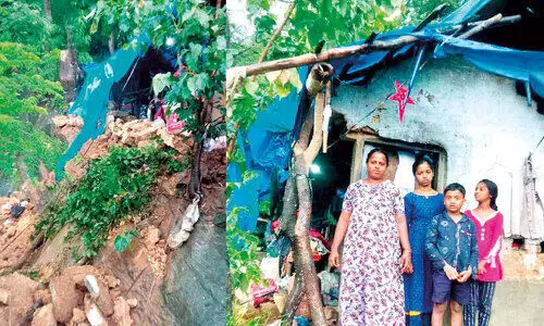 ചന്ദ്രനും കുടുംബത്തിനും മാനം കറുത്താൽ മനം ഇരുളും