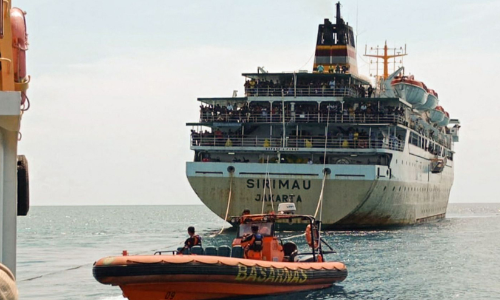 ഇന്തോനേഷ്യയിൽ ബോട്ട് മുങ്ങി 25 പേരെ കാണാതായി