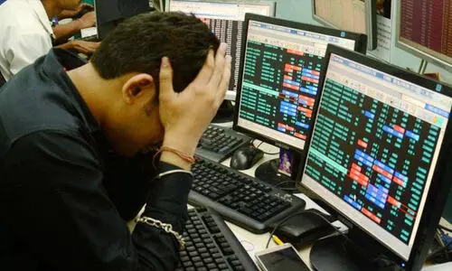 തകർന്നടിഞ്ഞ് ഓഹരി വിപണി; നിക്ഷേപകർക്ക് നഷ്ടമായത് 18 ലക്ഷം കോടി