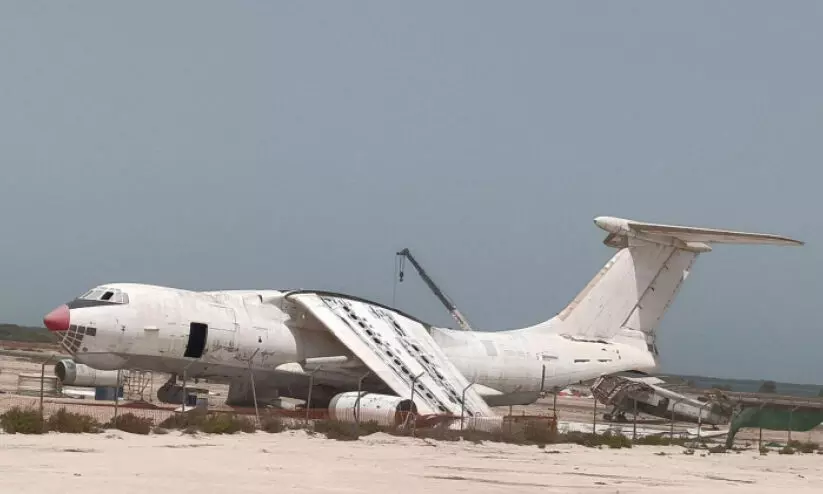 രണ്ടു പതിറ്റാണ്ടിന്‍റെ നിഗൂഢത ബാക്കി; ഉമ്മുൽ ഖുവൈനിലെ വിമാനം ഓർമയാകുന്നു