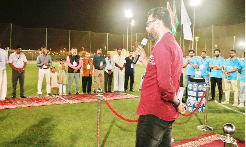 ഡിഫ സൂപ്പര് കപ്പിന് വര്ണാഭ തുടക്കം ഡിഫ സൂപ്പര് കപ്പിന് വര്ണാഭ തുടക്കം