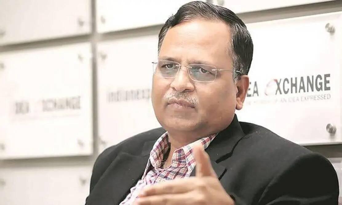 കള്ളപ്പണം വെളുപ്പിക്കൽ: ഡൽഹി ആരോഗ്യ മന്ത്രി അറസ്റ്റിൽ കള്ളപ്പണം വെളുപ്പിക്കൽ: ഡൽഹി ആരോഗ്യ മന്ത്രി അറസ്റ്റിൽ