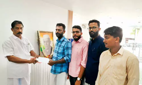 ഒ.ഐ.സി.സി ചികിത്സ സഹായം കൈമാറി