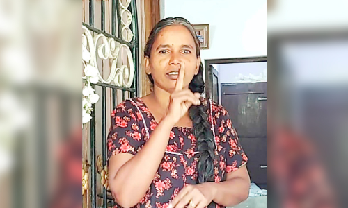 കള്ളനെ കബളിപ്പിച്ച് കമ്മൽ