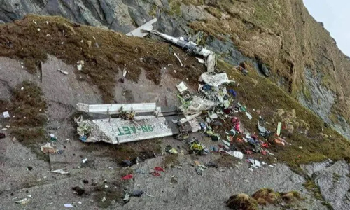 നേപ്പാൾ വിമാനാപകടം: 16 മൃതദേഹങ്ങൾ കണ്ടെത്തി, തിരച്ചിൽ പുരോഗമിക്കുന്നു