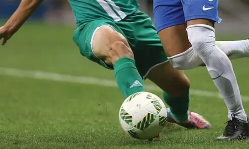 ഫുട്ബാൾ ലീഗുകളിൽ  കരുത്തറിയിക്കാൻ അവരെത്തുന്നു