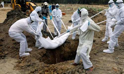 കോവിഡ് അനാഥരാക്കിയ കുട്ടികൾക്ക് പ്രതിമാസം 4,000 രൂപ, 23 വയസ്സായാൽ 10 ലക്ഷം രൂപ; ആനുകൂല്യ വിതരണം തുടങ്ങി