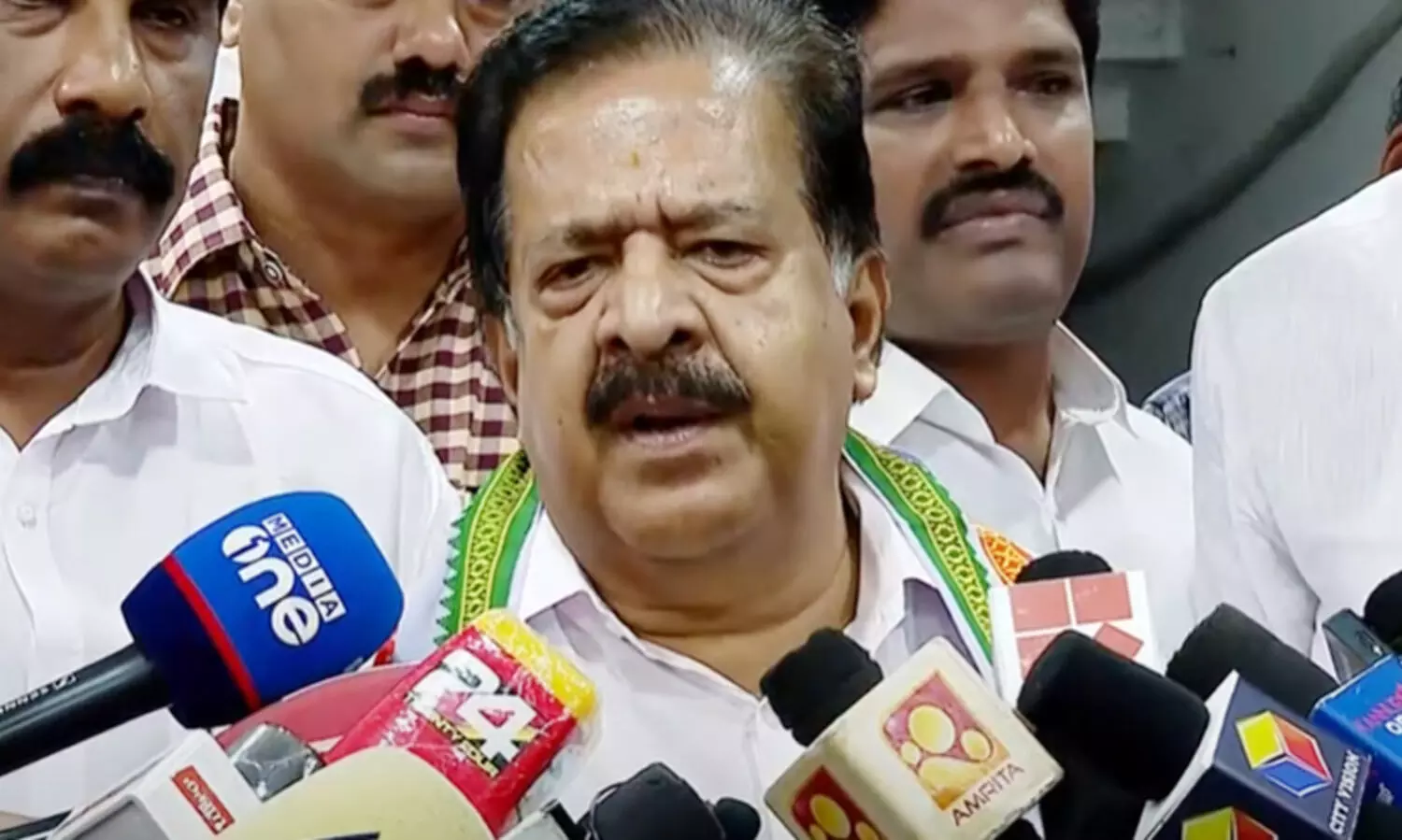 സ്വർണക്കടത്ത് കേസിലെ ഒന്നാം പ്രതി മുഖ്യമന്ത്രി,  ബിരിയാണി പാത്രം കൊണ്ട് മറച്ചാലും സത്യം പുറത്തുവരും -രമേശ് ചെന്നിത്തല