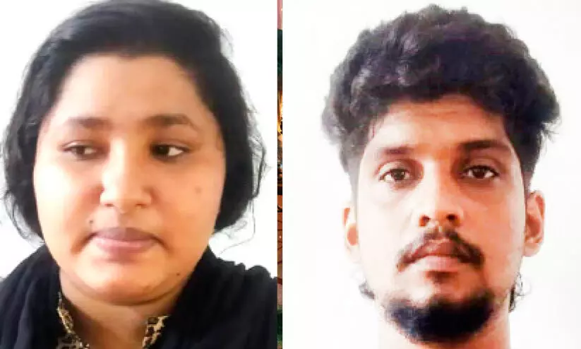 ഹണിട്രാപ് മോഡൽ കവർച്ച; പ്രതികൾ പിടിയിൽ ഹണിട്രാപ് മോഡൽ കവർച്ച; പ്രതികൾ പിടിയിൽ