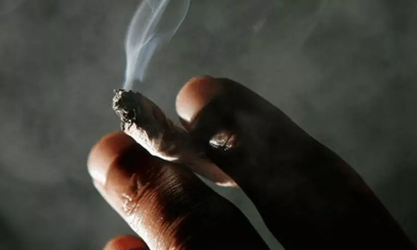 ഇന്ന് ലോക പുകവലി വിരുദ്ധ ദിനം: മിഡിൽ ഈസ്റ്റിൽ ഏറ്റവും കുറവ് പുകവലി നിരക്ക് യു.എ.ഇയിലും യമനിലും ഇന്ന് ലോക പുകവലി വിരുദ്ധ ദിനം: മിഡിൽ ഈസ്റ്റിൽ ഏറ്റവും കുറവ് പുകവലി നിരക്ക് യു.എ.ഇയിലും യമനിലും