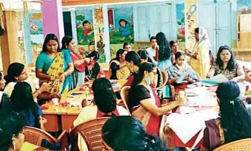 പാലക്കാട് മൂന്ന് ലക്ഷത്തോളം കുട്ടികൾ നാളെ വിദ്യാലയങ്ങളിലേക്ക്