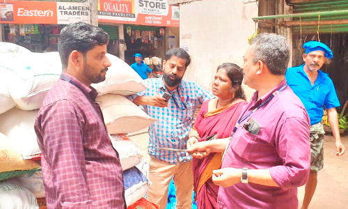 കരിഞ്ചന്തയില്‍ വില്‍ക്കാന്‍ സൂക്ഷിച്ച റേഷനരിയും ഗോതമ്പും പിടികൂടി