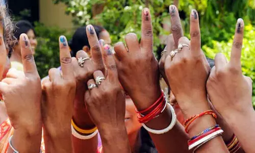 തൃക്കാക്കര പതിനൊന്നോടെ അന്തിമ ഫലം,  പോസ്റ്റൽ വോട്ടിൽ ഉമ തോമസ്