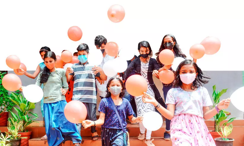 ബെല്ലടിച്ചേ...സ്കൂളുകൾ ഇന്ന് തുറക്കും;   മാസ്കും കോവിഡ് പെരുമാറ്റച്ചട്ടവും നിർബന്ധം