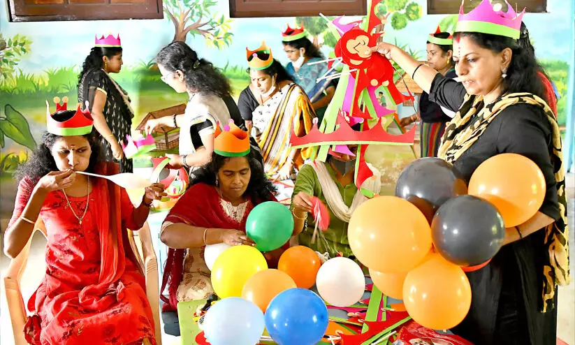 ഈ വിദ്യാലയങ്ങൾക്ക് പറയാനുണ്ട് നൂറ്റാണ്ടുകളുടെ കഥ ഈ വിദ്യാലയങ്ങൾക്ക് പറയാനുണ്ട് നൂറ്റാണ്ടുകളുടെ കഥ