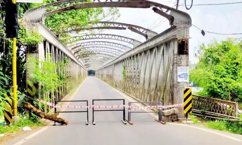 ഫറോക്ക് പഴയപാലം അറ്റകുറ്റപ്പണികൾക്കായി അടച്ചു