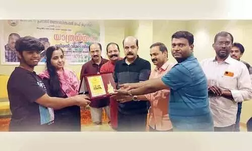 വി​മ​ല വി​നോ​ദി​ന് പ​ൽ​പ​ക് യാ​ത്ര​യ​യ​പ്പ് ന​ൽ​കി