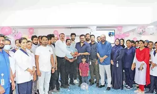 ദാ​ർ അ​ൽ ശി​ഫ​യി​ൽ അ​പ്ര​തീ​ക്ഷി​ത അ​തി​ഥി​യാ​യി മെ​ന്‍റ​ലി​സ്റ്റ്​ ആ​ദി