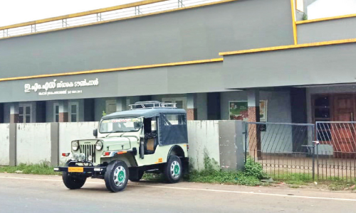 മൂന്നു വർഷം; മേപ്പാടി ടൗൺ ഹാൾ അടഞ്ഞ് തന്നെ