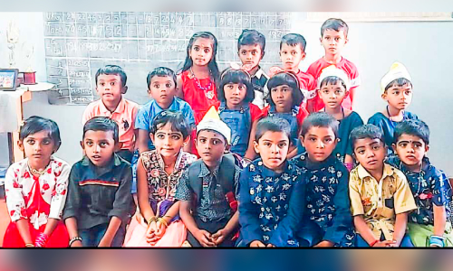 കല്ലാർ സ്കൂളിൽ എത്തിയത്​ പത്ത്​ ജോ​ഡി ഇരട്ടകൾ