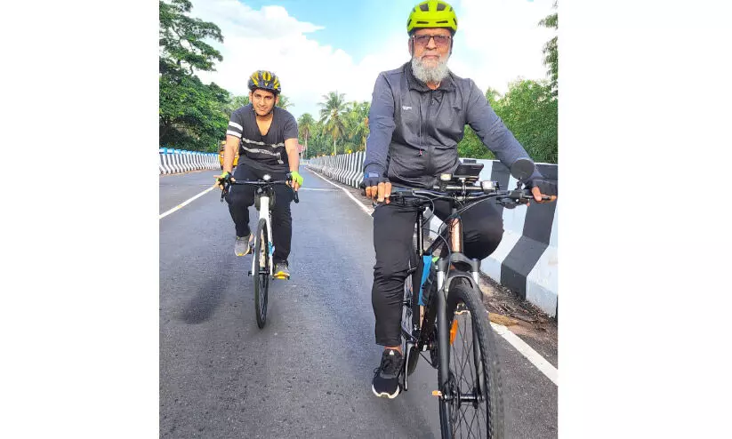 ഇന്ന് ലോക സൈക്കിൾ ദിനം; ജീവിതശൈലി രോഗങ്ങളെ ചവിട്ടിയകറ്റി മൊയ്തീൻ കുഞ്ഞി