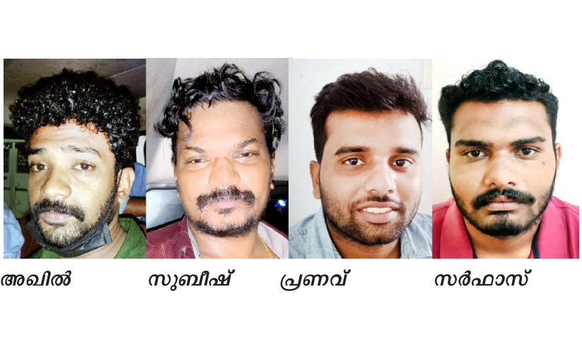പട്ടാപ്പകൽ ജ്വല്ലറിയിലെ കവർച്ച; നാലു പേർ പിടിയിൽ പട്ടാപ്പകൽ ജ്വല്ലറിയിലെ കവർച്ച; നാലു പേർ പിടിയിൽ