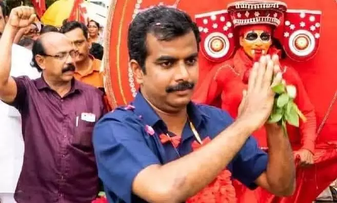 അടപടലം അടിപതറി എൽ.ഡി.എഫ്; താത്വികമായി അവലോകനം ചെയ്യുമ്പോൾ പരാജയ കാരണങ്ങൾ ഇങ്ങനെ അടപടലം അടിപതറി എൽ.ഡി.എഫ്; താത്വികമായി അവലോകനം ചെയ്യുമ്പോൾ പരാജയ കാരണങ്ങൾ ഇങ്ങനെ
